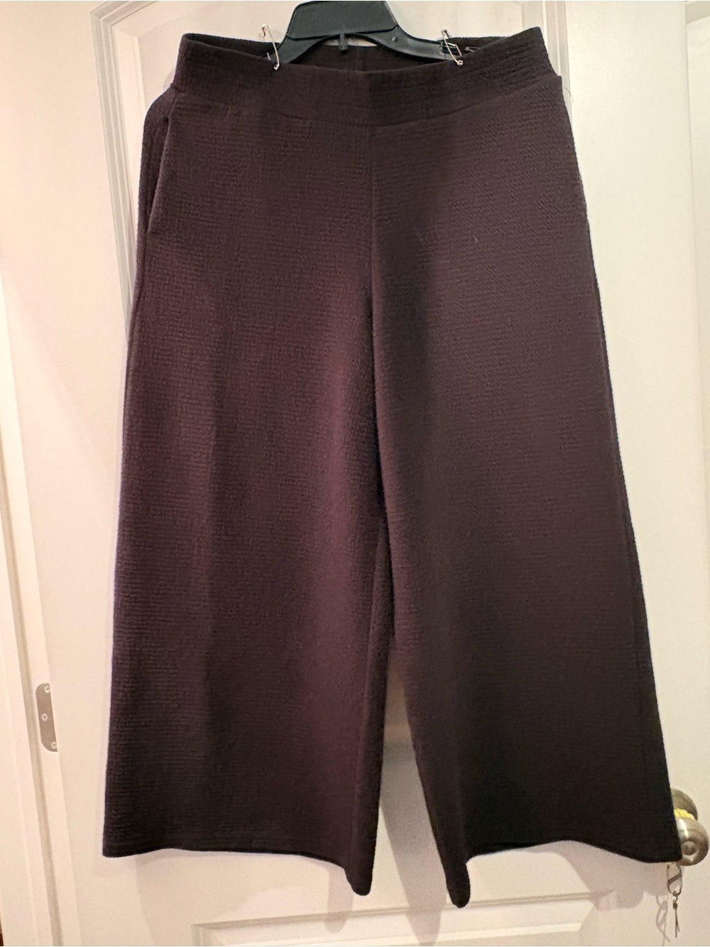 NWOT Set of 4 Petite Knit Wide Leg Crop Pants